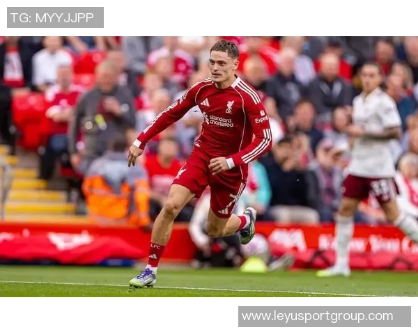 维尔茨国家队与俱乐部近10场表现对比进球助攻数据分析