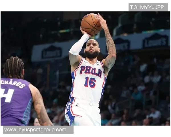 凯莱布乐福半场表现低迷仅获2篮板正负值惨淡19引发热议 凯莱布乐福半场表现低迷仅获2篮板正负值惨淡19引发热议