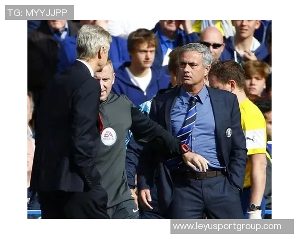 曼联解雇穆帅与滕哈赫的分手费揭秘总额达5490万镑 曼联解雇穆帅与滕哈赫的分手费揭秘总额达5490万镑