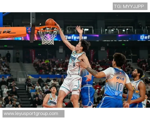 杨瀚森被比作世界屋脊但他何时才能如愿登陆NBA